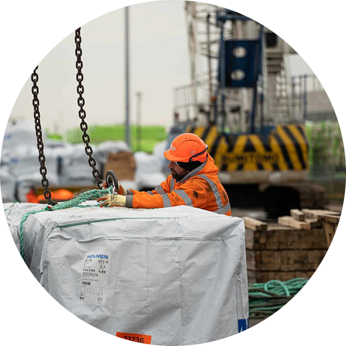 New Holland Dock worker